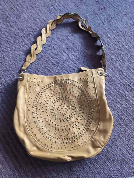 Photo of free Brown Handbag (AL22HP) #1