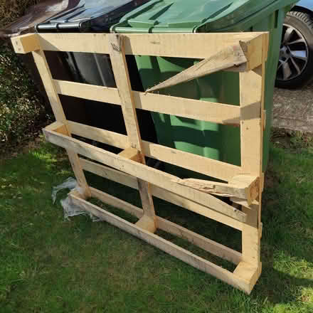Photo of free Pallet (Hillyfields SO16) #1