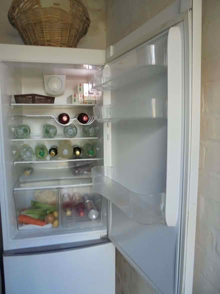 Photo of free Zanussi Fridge Freezer (South Darley CP DE4) #3