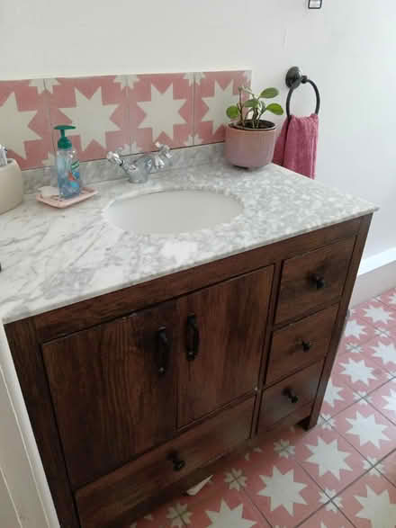 Photo of free Bathroom suite (Manor house/Finsbury Park) #4