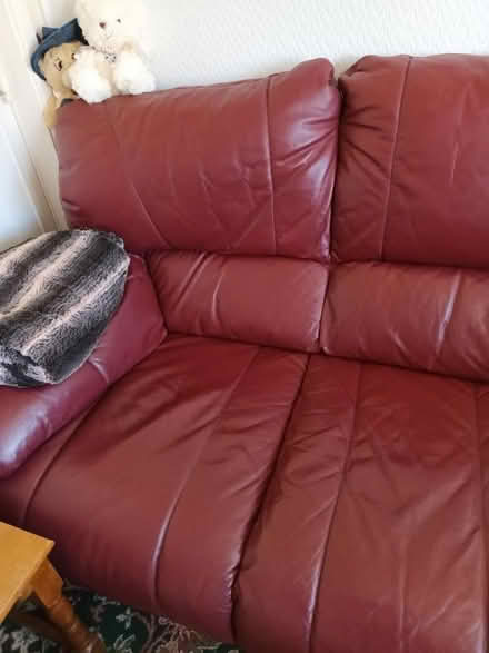 Photo of free Large 3 /4 seater sofa and chair (DE21) #4