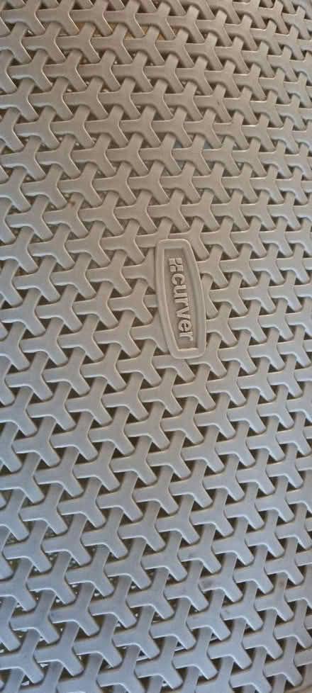 Photo of free Laundry basket (N7 Holloway/Kentish Town) #2