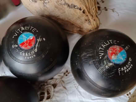 Photo of free 4 Bowls, Vitalite 51⁄4 size 6 (Poets MK40) #1