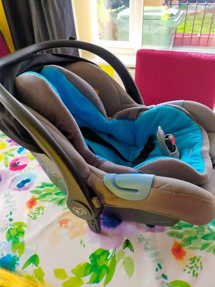 Photo of free Car seat (Oswestry) #1