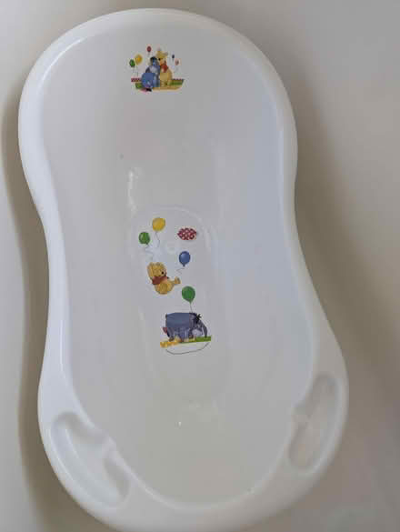 Photo of free baby bath (LS26 Great Preston) #1
