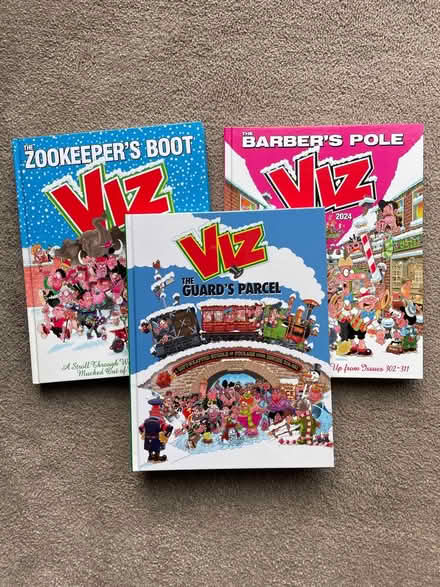 Photo of free 3x Viz Annuals (CM1) #1