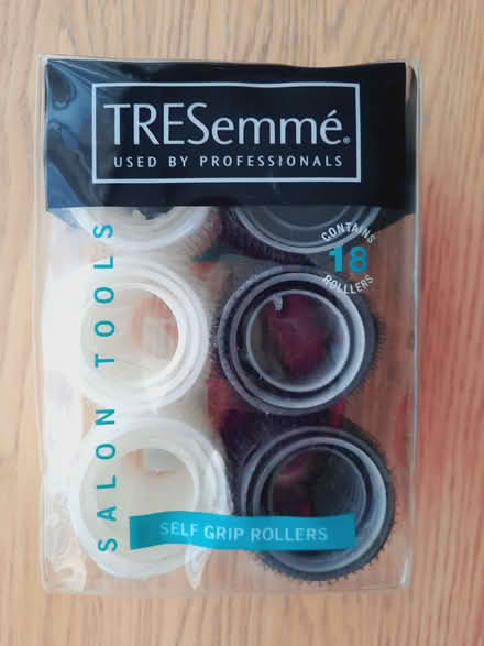 Photo of free Tresemme Pack of Curlers (Hamble SO31) #2
