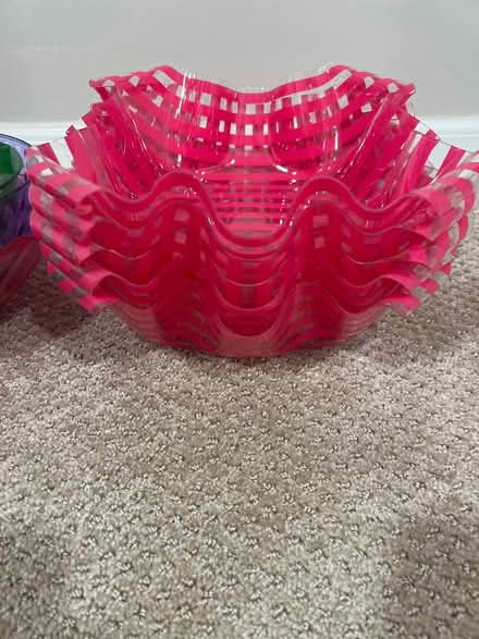 Photo of free plastic serving bowls (West Chester / West Goshen) #2