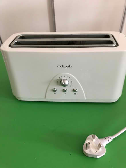 Photo of free Cookworks Toaster (CT10) #1