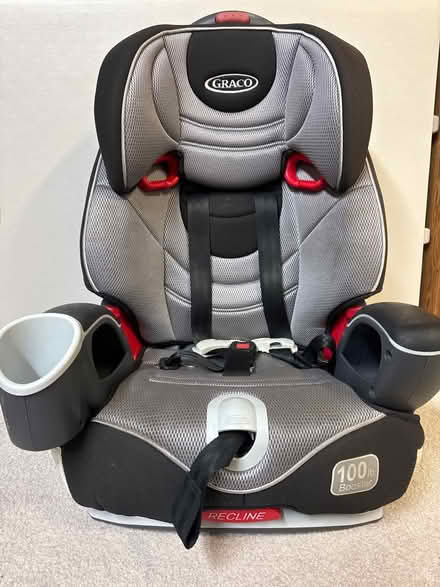 Photo of free Car Seat (20854) #1