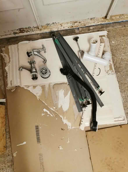 Photo of free Acrylic bath (Trennick TR1) #2