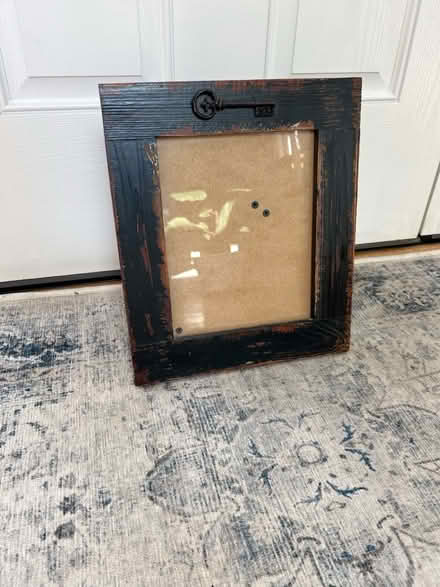 Photo of free picture frame (West Chester / West Goshen) #2