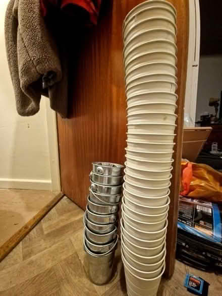 Photo of free Plant pots - small (Ruabon LL14) #1