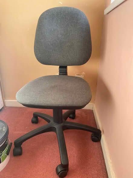 Photo of free Grey Office Chair (Lichfield WS13) #1
