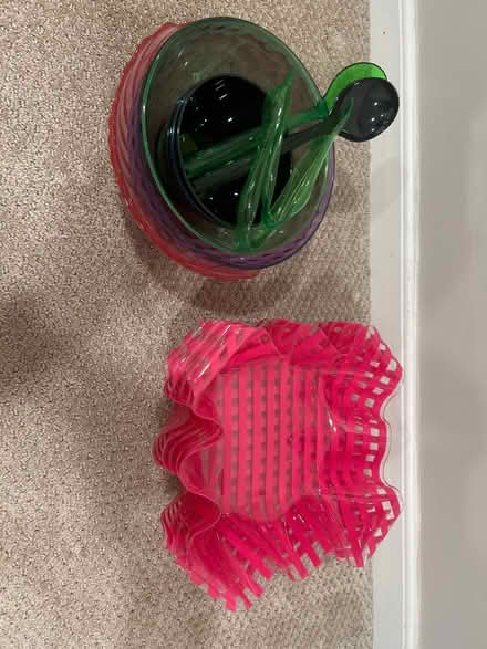 Photo of free plastic serving bowls (West Chester / West Goshen) #4