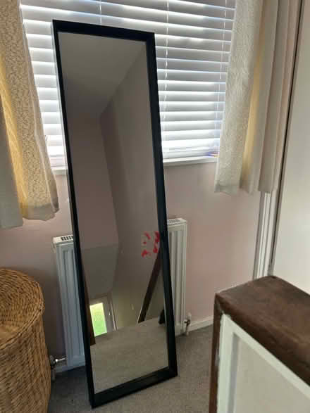Photo of free Long mirror (Welwyn Garden City) #1