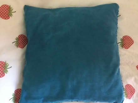 Photo of free Flip sequin cushion (TW17 Shepperton) #2