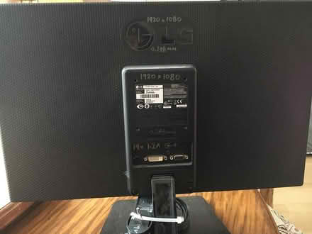 Photo of free computer monitor (Little Italy, Ottawa) #2