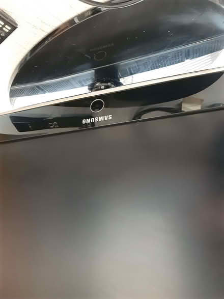 Photo of free Samsung Faulty 32" TV (Tolworth KT6) #4