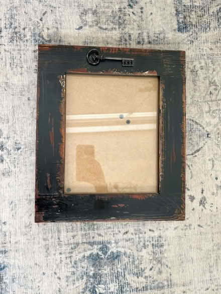 Photo of free picture frame (West Chester / West Goshen) #1