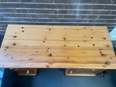 Photo of free Desk (CT20) #3