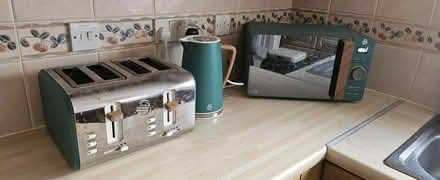 Photo of free Swan Toaster, Kettle and Microwave (SEE DESCRIPTION) (Rackheath NR13) #1