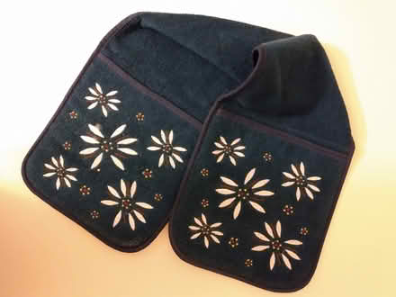 Photo of free Over the Shoulder Pot Holders (Chestnut Hill, Newton) #2