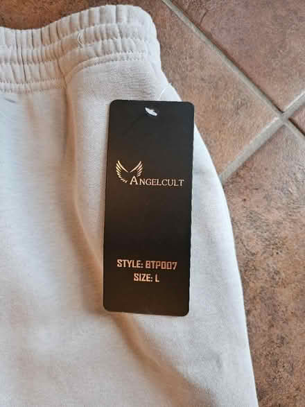Photo of free Adult M Sweat Pants New (Stanley Park Kitchener) #2