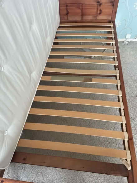 Photo of free Duo bed (Widford CM1) #3