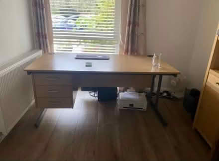 Photo of free Desk with three drawers (RG10 Twyford) #1