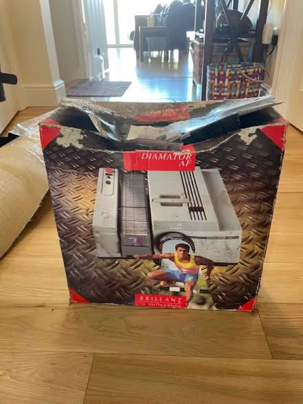 Photo of free ‘Reflecta’ projector and screen (Central maidstone) #1