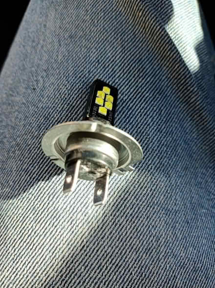 Photo of free Car bulb (LU2 7 Central Luton) #1