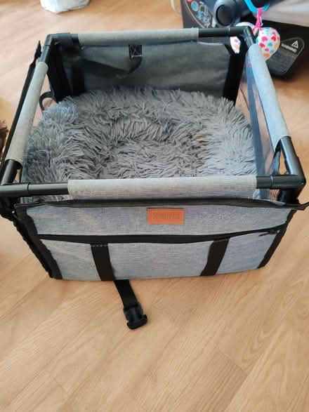 Photo of free Dog car seat (RG2) #1