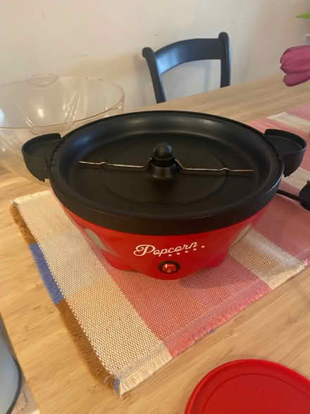 Photo of free Popcorn maker (Tivoli GL50) #2