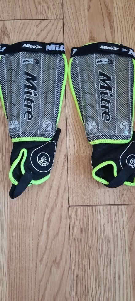 Photo of free Men's shinpads (Priestwood RG42) #1