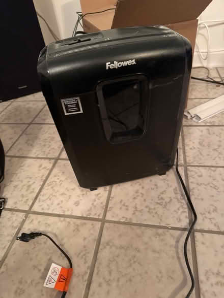 Photo of free Small paper shredder (Laurel, MD) #1