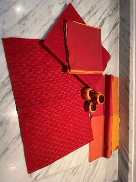 Photo of free Napkin set (G61) #1