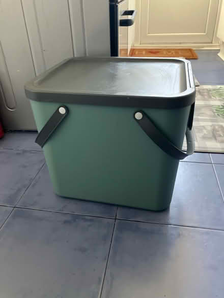 Photo of free 40L recycling bin from Lakeland (Waddon) #2