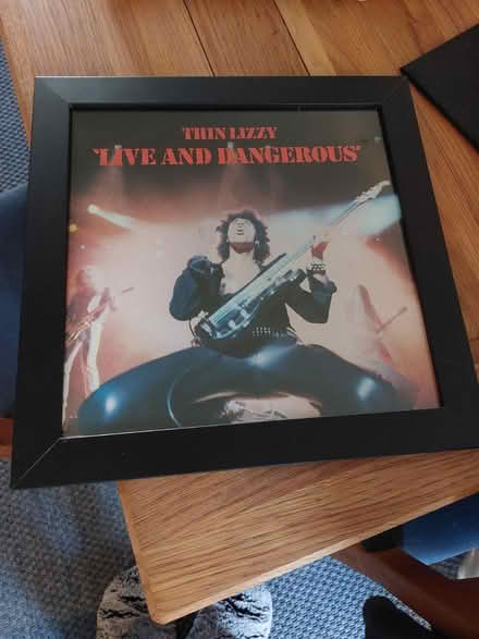 Photo of free Frame - fits vinyl album cover (BA2) #2