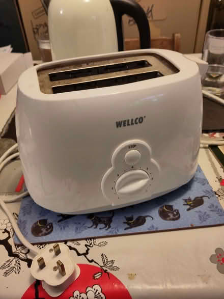 Photo of free toaster (Bolsover S44) #1