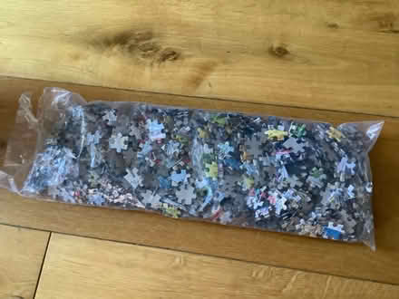 Photo of free 1000 piece puzzle (Southwark SE1) #1