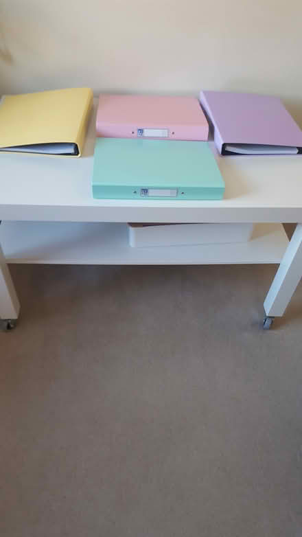 Photo of free A4 binders (Marlow SL7) #1