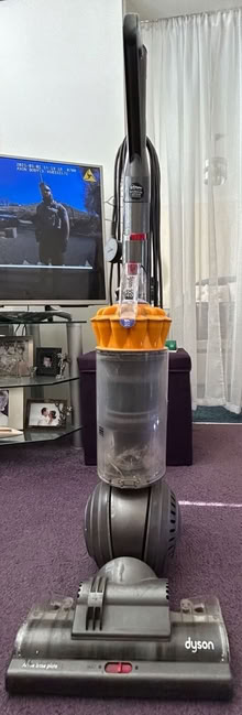 Photo of free Dyson hoover. RM13 8TP (Rainham) #1