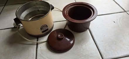 Photo of free 100% working order slow cooker (Hoole CH2) #1