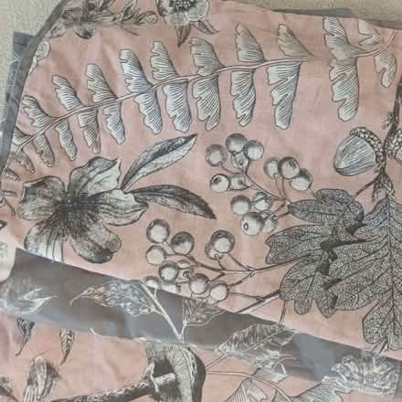 Photo of free DOUBLE duvet cover and pillowcases (Langney BN23) #2