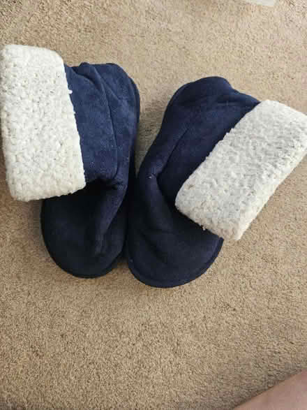 Photo of free Slippers (Northfleet da11) #2