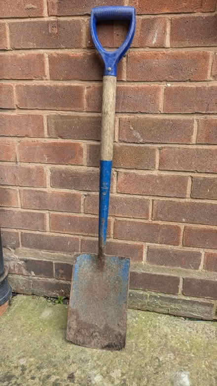 Photo of free Garden spade (Upton, Chester CH2) #1