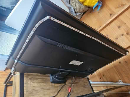 Photo of free TV (Glasgow G69) #1