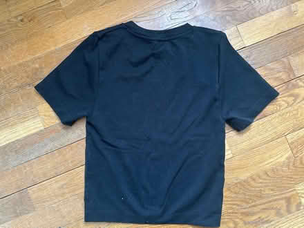 Photo of free Women’s fitted cropped tee S (Clinton Hill, Brooklyn) #3