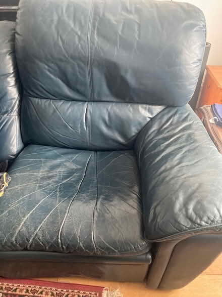 Photo of free Reclining sofa 2 seat (Raynes Park (Raynes Park (SW20)) #2